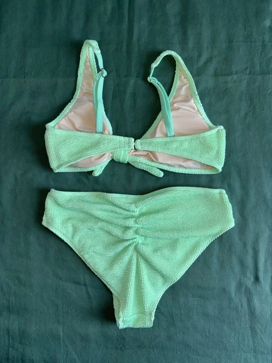 Blushing Brunette Mint Green Bikini Set - Picture 2 of 8